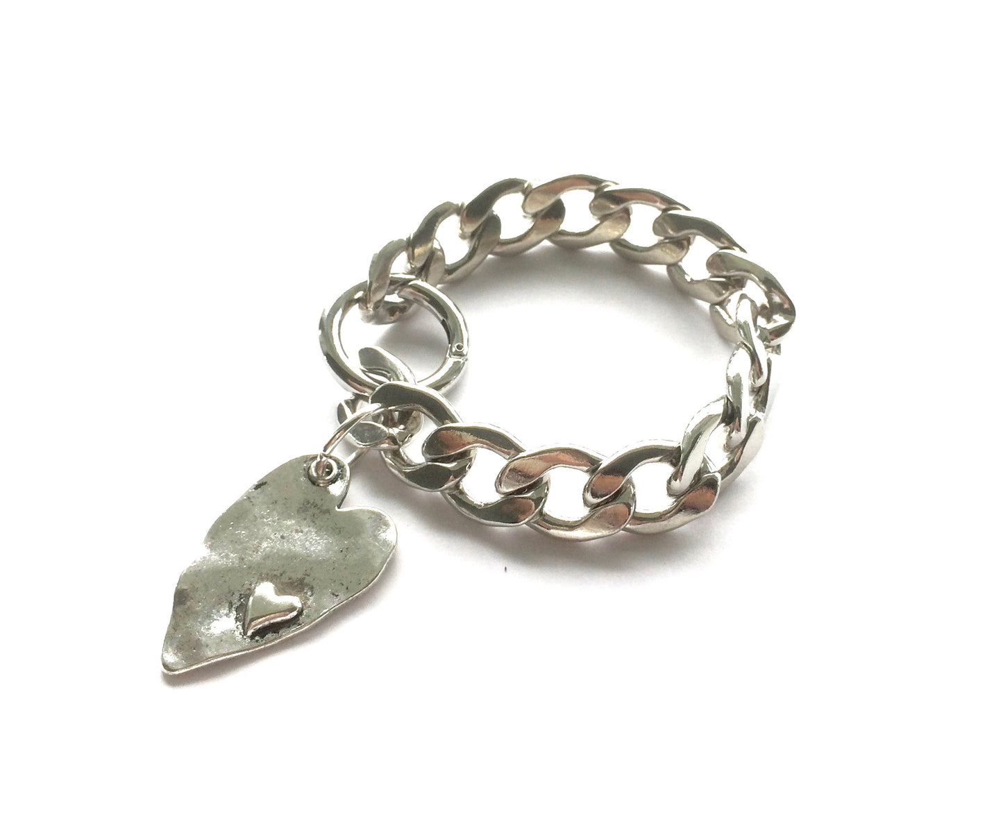 sølv-hjerte-kraftig-armbånd
