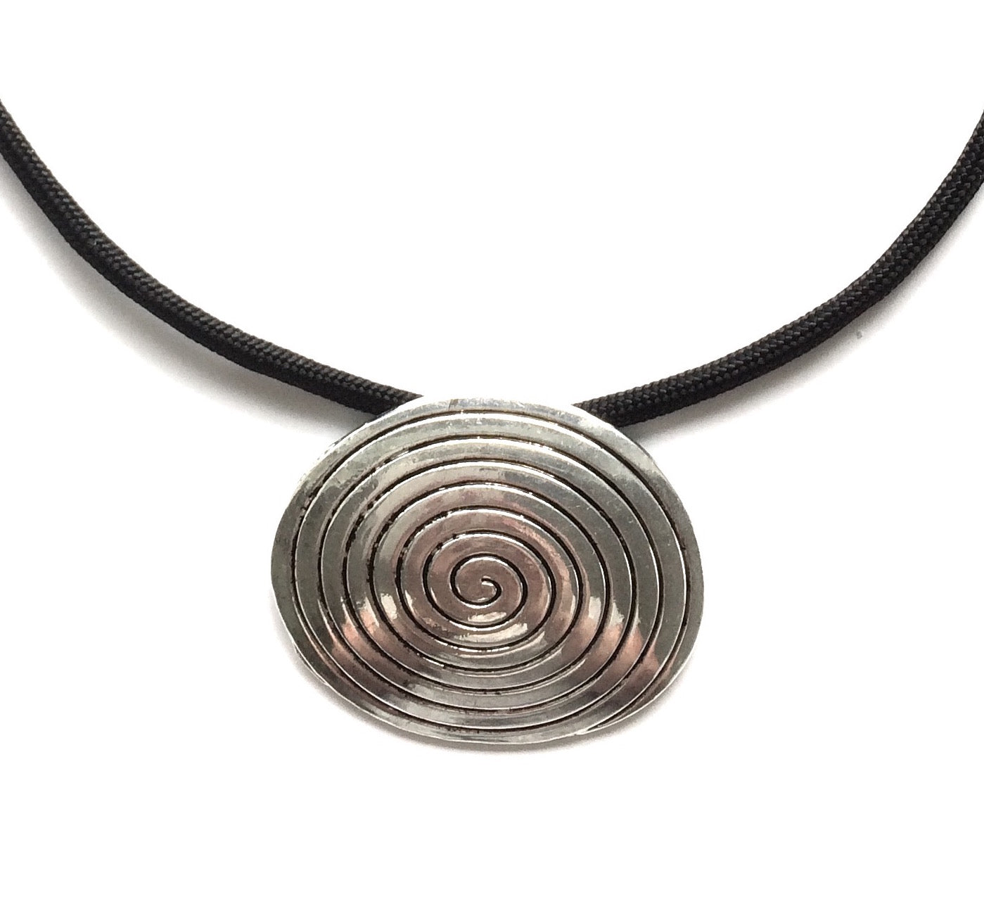 sølv-spiral-anheng-fallskjermsnor-smykke