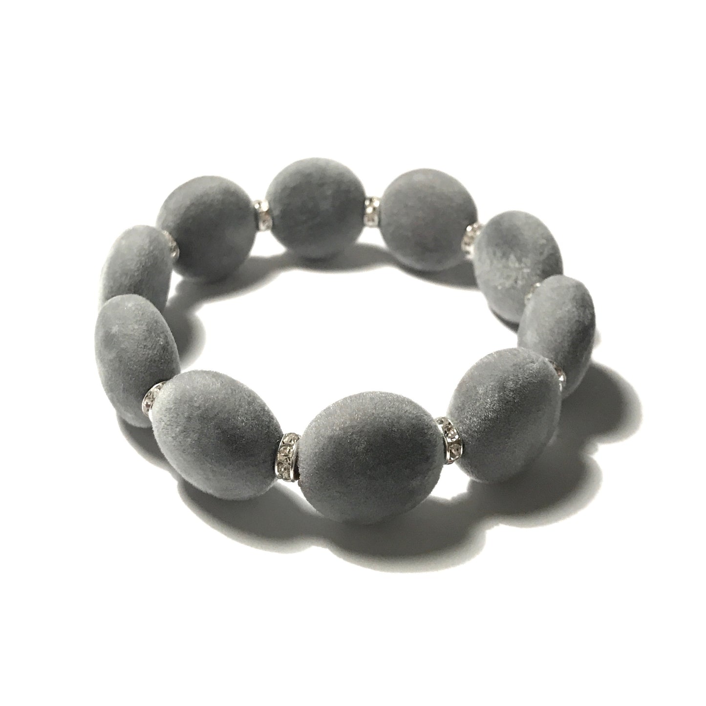 grå-fløyel-sølv-glitter-armbånd