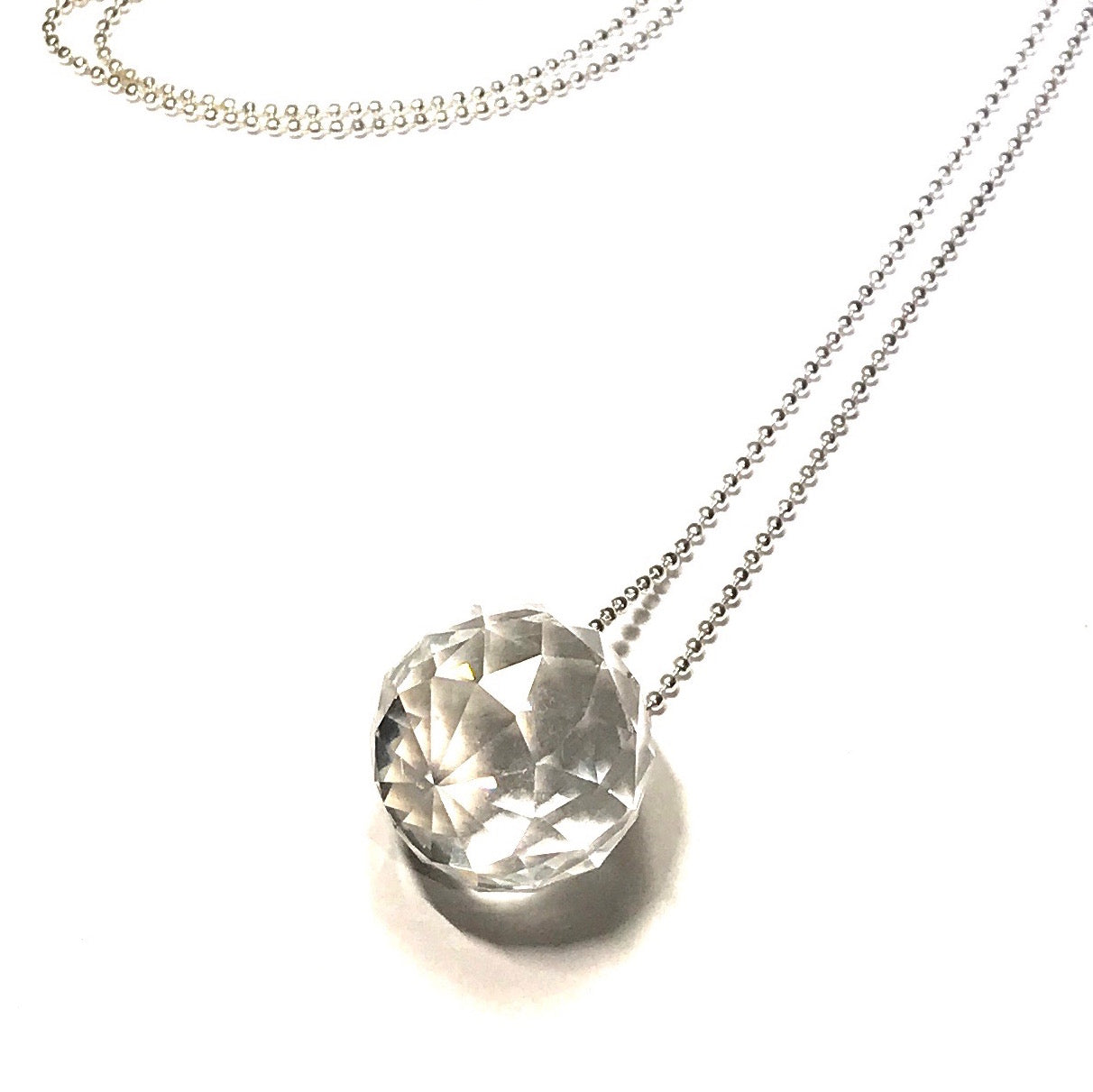 blank-glass-kule-sølv-smykke-halskjede