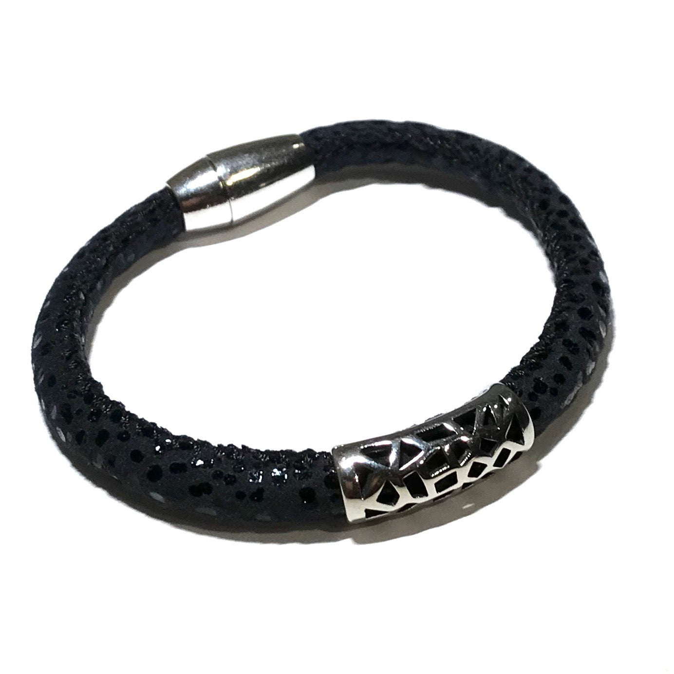 sølv-stål-sort-blå-armbånd