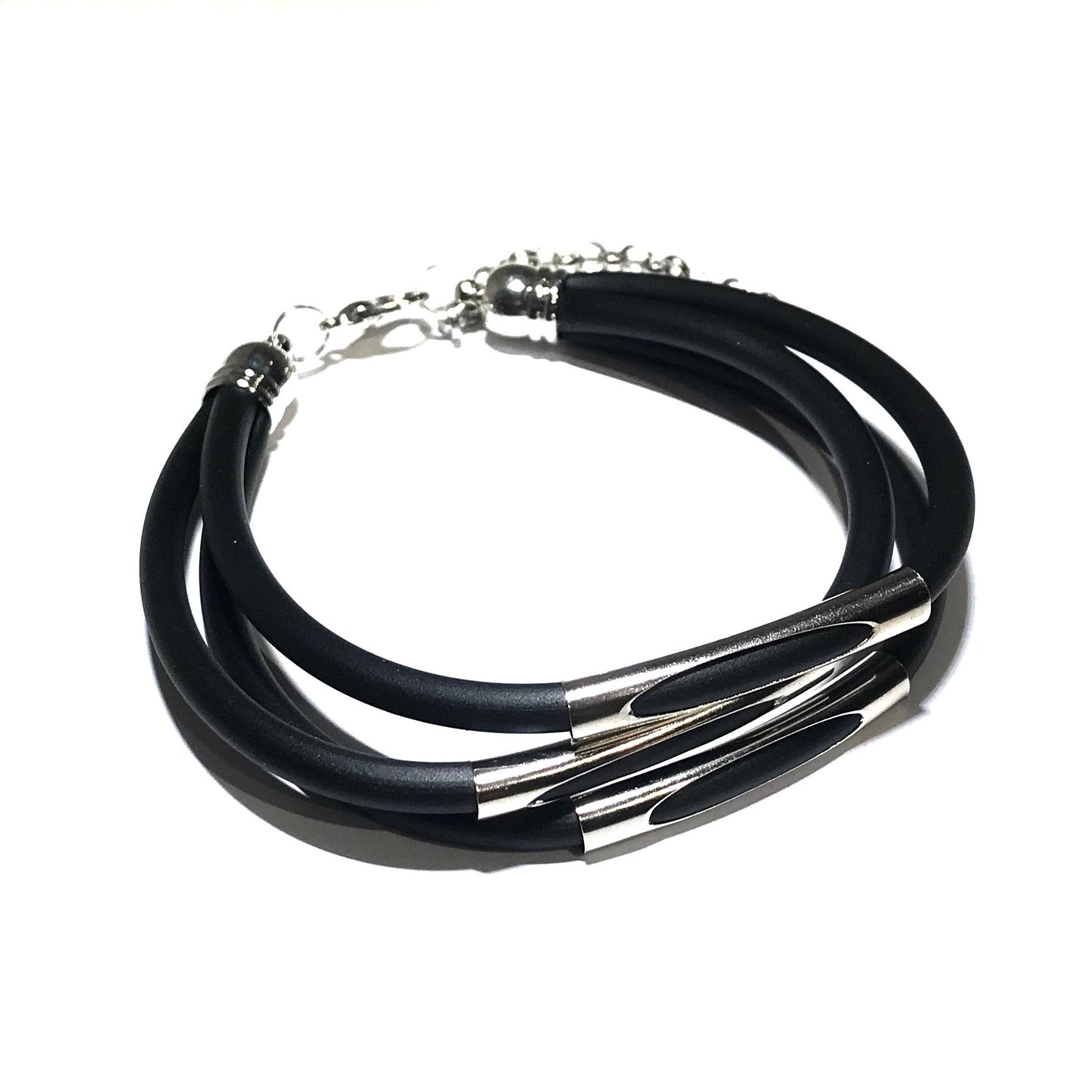 sort-gummi-tube-sølv-armbånd