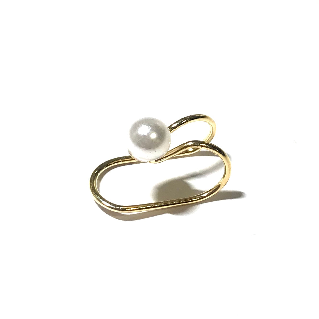 perle-gull-earcuff-øredobber-ørepynt
