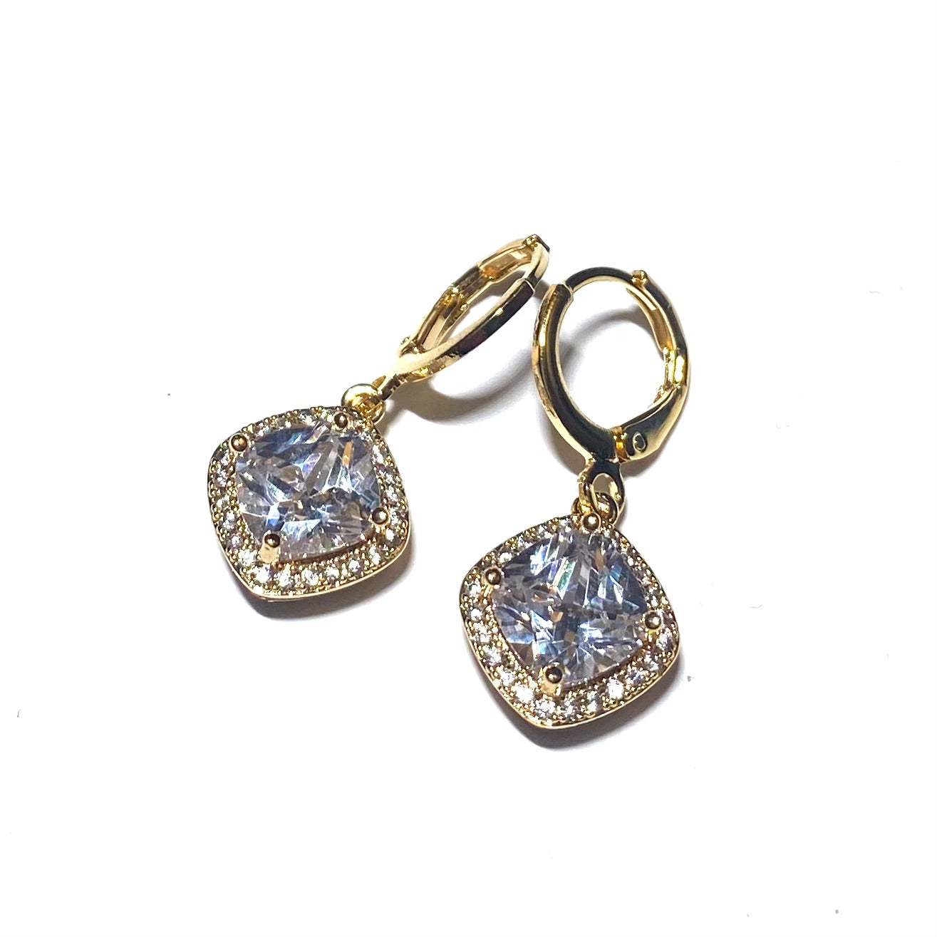 3898_o Øreringer med anheng