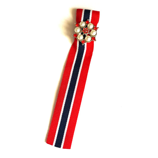 17mai sløyfe-sløyfe-høytid-nasjonaldag-perle-rød-hvit-blå